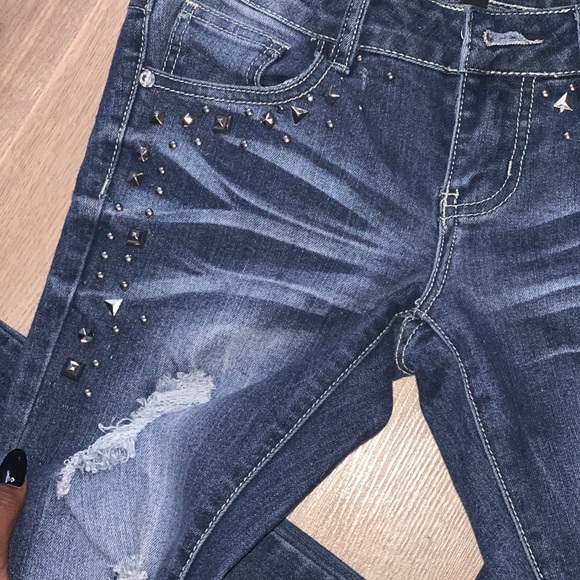 PERFECT CONDITION wore once - Picture 2 of 4